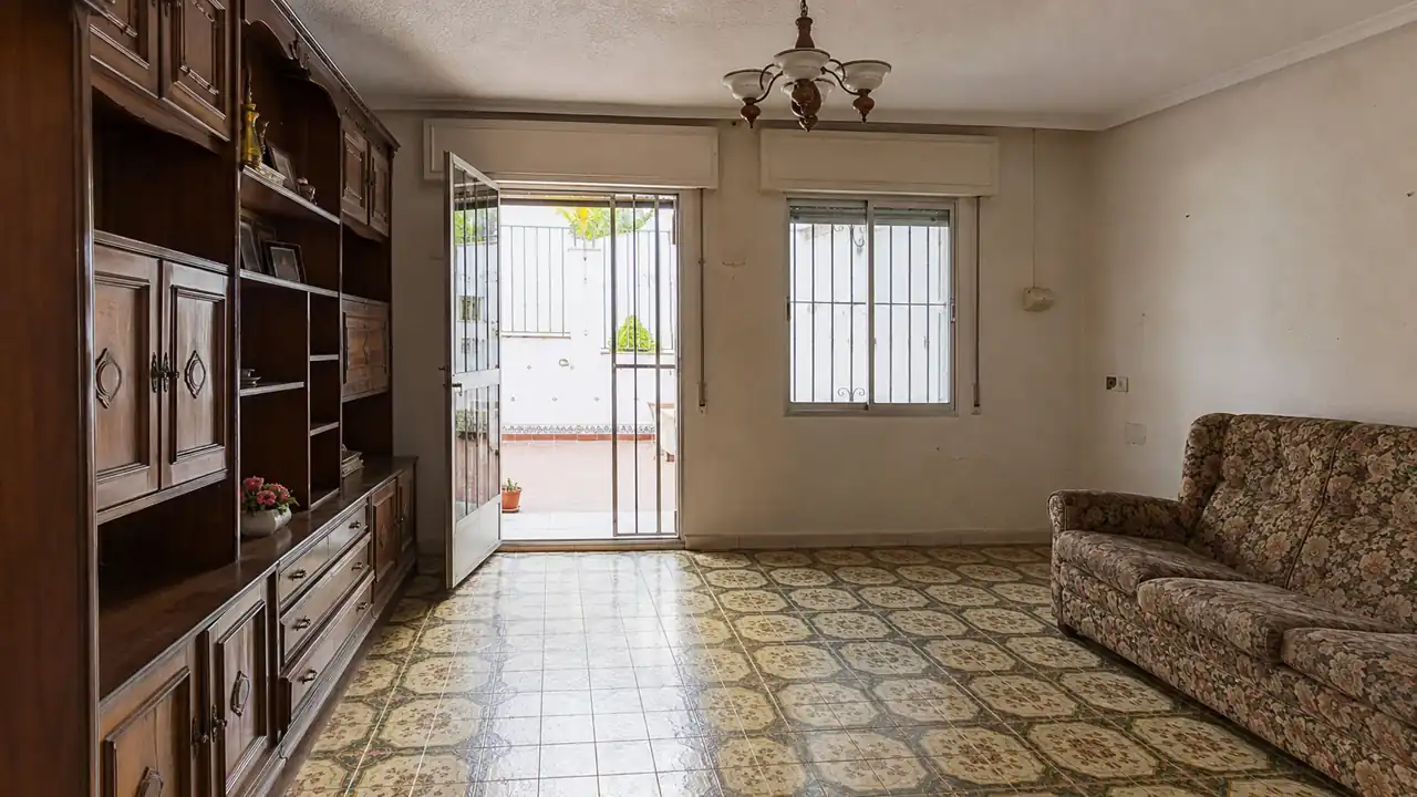 Casas adosadas para reformar o invertir Casas adosadas para reformar o invertir