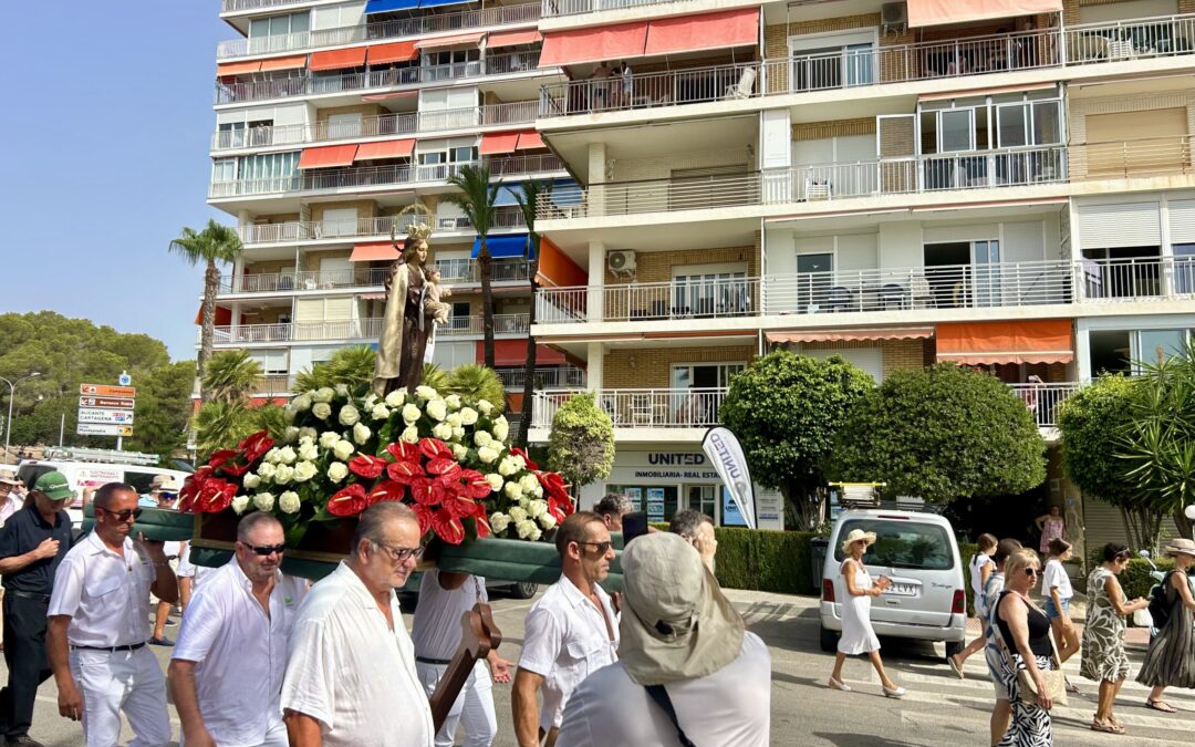 PROCESIÓN DE LA VIRGEN DEL CARMEN EN DEHESA DE CAMPOAMPOR: TRADICIÓN, MAR Y COMUNIDAD