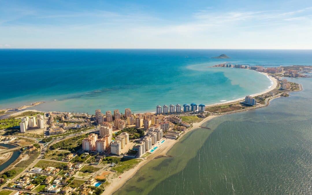 El mercado inmobiliario en España sigue creciendo y refuerza la inversión en la Costa Blanca